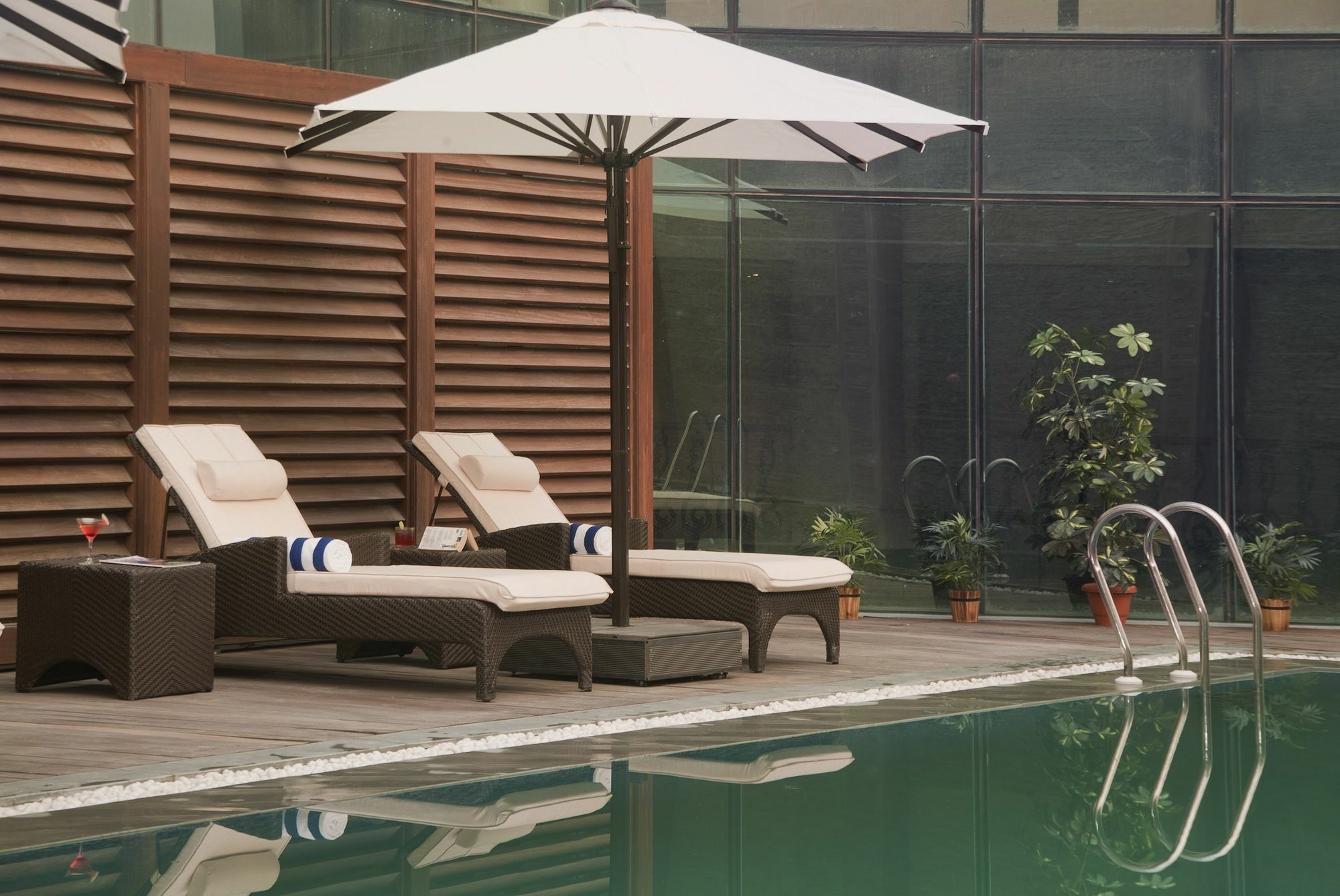 Savoy Suites Большая Нойда Экстерьер фото